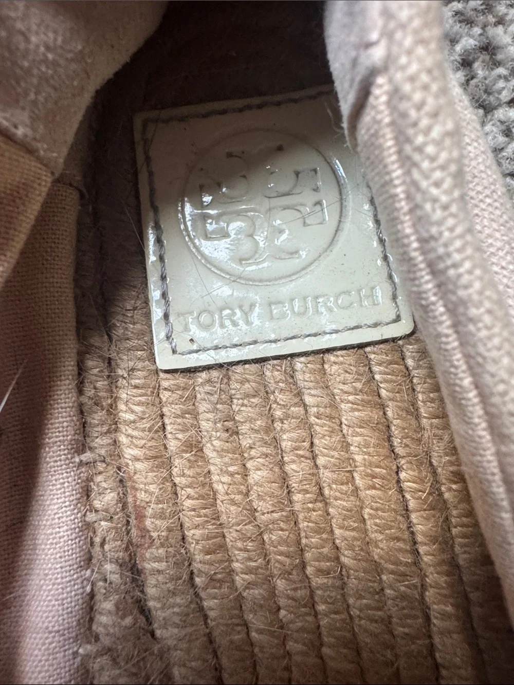Tory Burch Beige and Cream Logo Espadrille Flats Size 7.5 Resort-wear Vacation